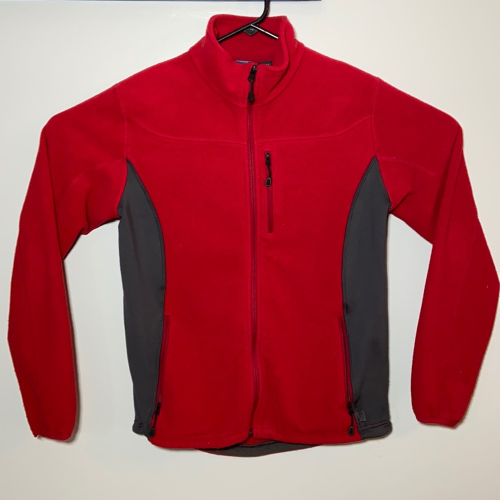 EMS fleece full zip up men’s jacket. Red, size small